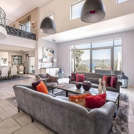 Hébergement de vacances Luxury Villa Gassin With Poool & Gym *