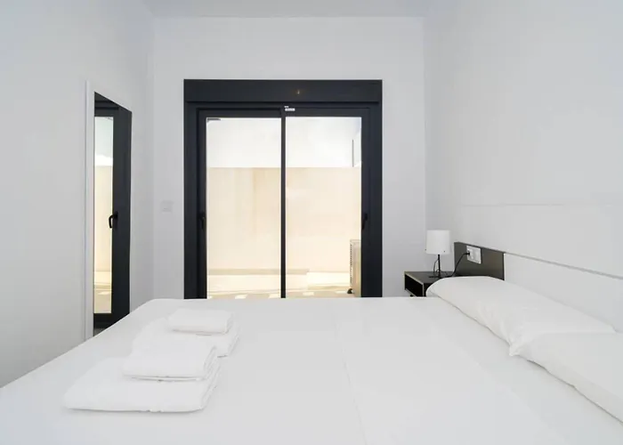 Prázdninový dům Luxury Gassin With Pool & Jacuzzzi *