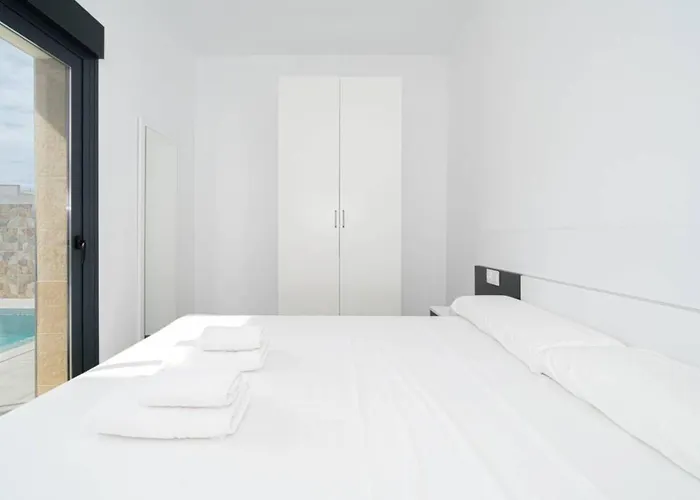 Luxury Gassin With Pool & Jacuzzzi