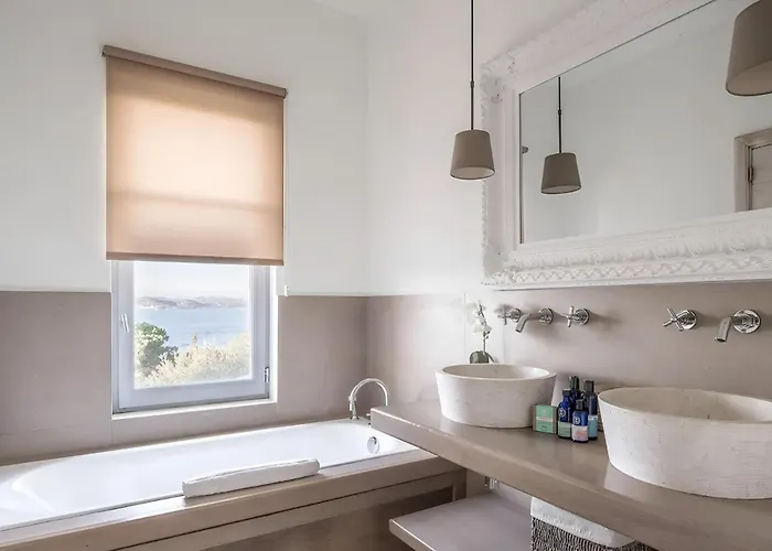 Prázdninový dům Luxury Gassin With Pool & Jacuzzzi